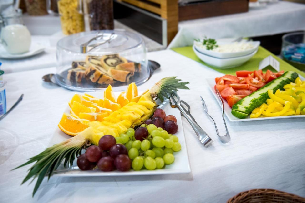 Hotel Mlynska Uherské Hradiště Esterno foto
