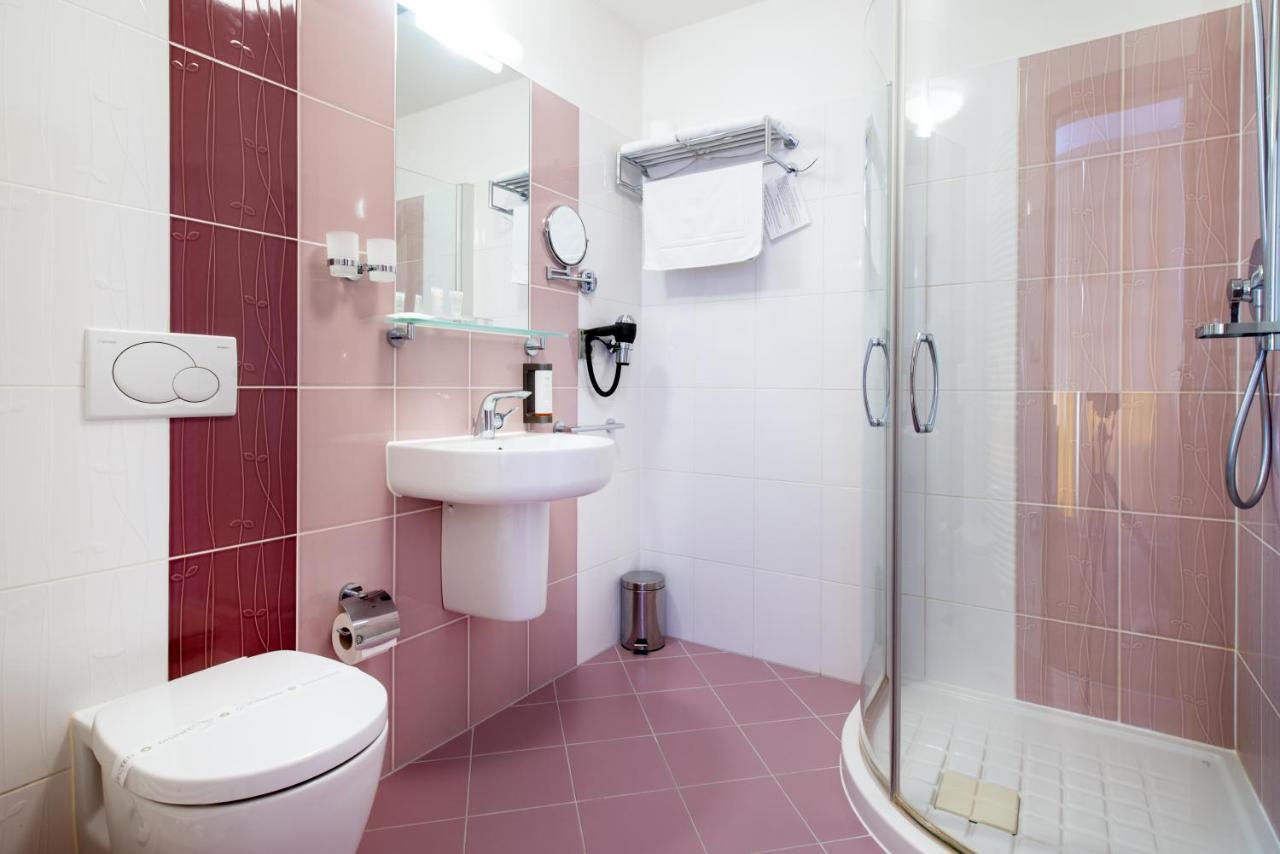 Hotel Mlynska Uherské Hradiště Esterno foto