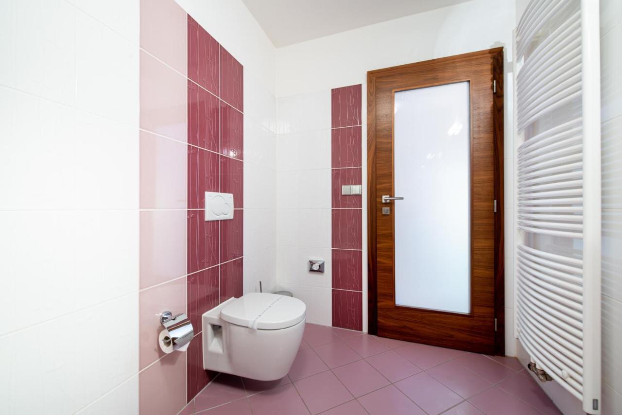 Hotel Mlynska Uherské Hradiště Esterno foto