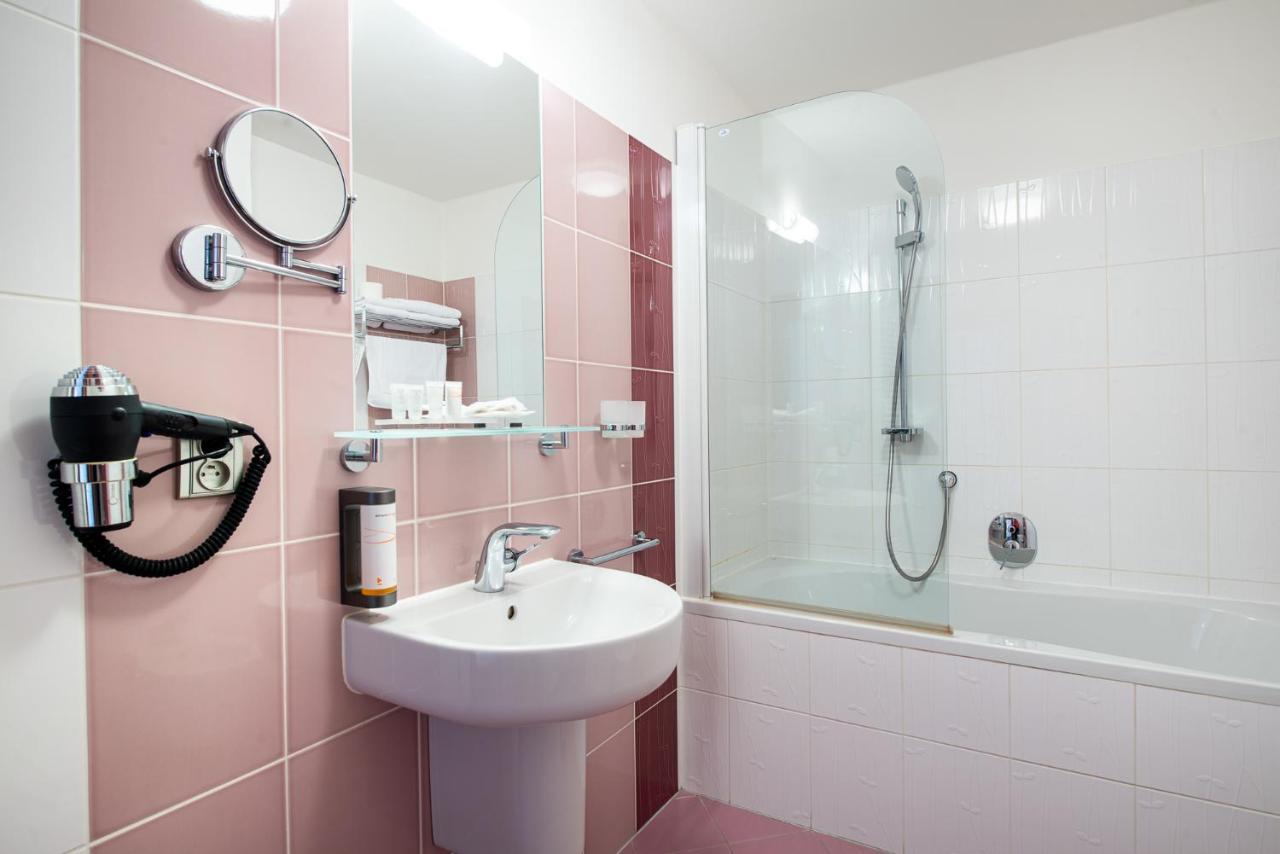 Hotel Mlynska Uherské Hradiště Esterno foto